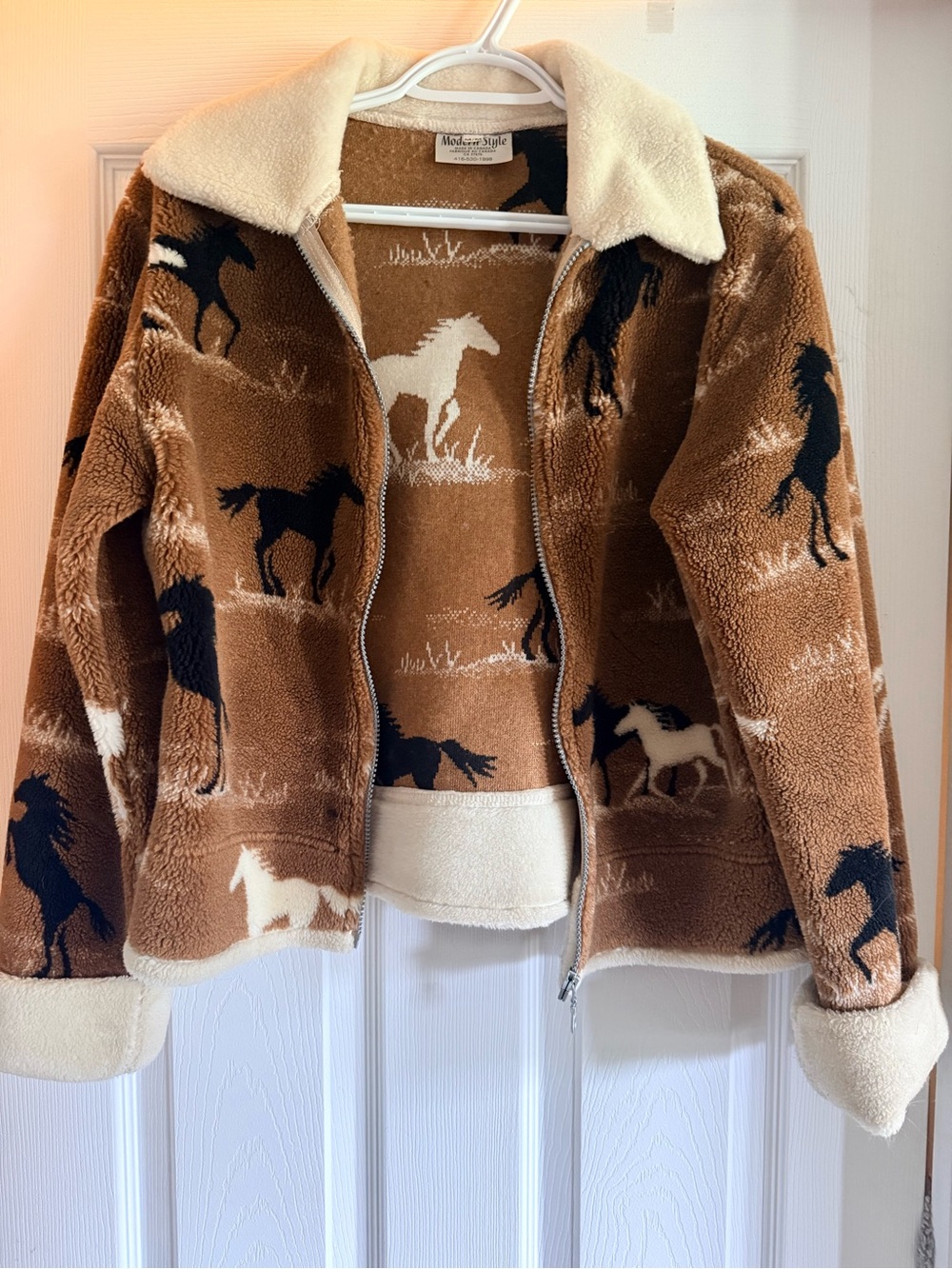 Women’s Brown Horse Print Sherpa Jacket
